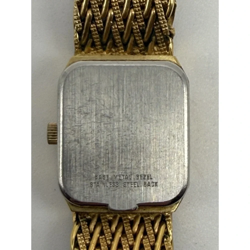 Croton‎ Vintage Ladies Watch Swiss Made New Battery 18MM 5.75